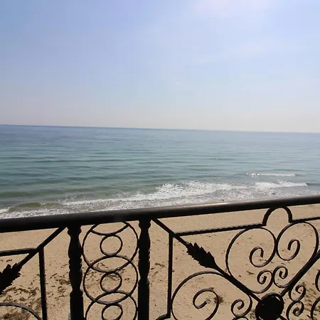 Menada Atrium Apartment Elenite