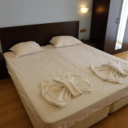 Apartment Menada Atrium *