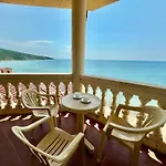 Menada Atrium 公寓 埃勒尼特