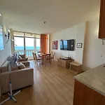 公寓 Menada Atrium 埃勒尼特