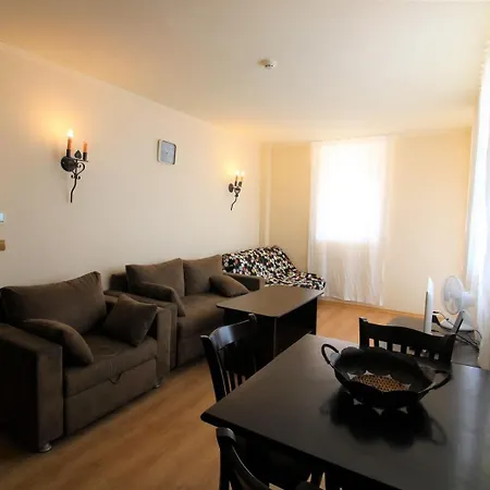 Lägenhet Menada Atrium *