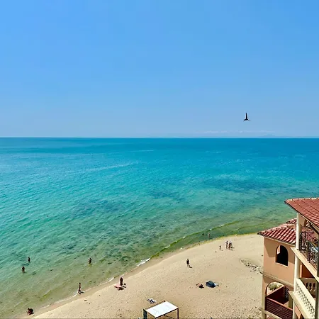 Апартамент Menada Atrium